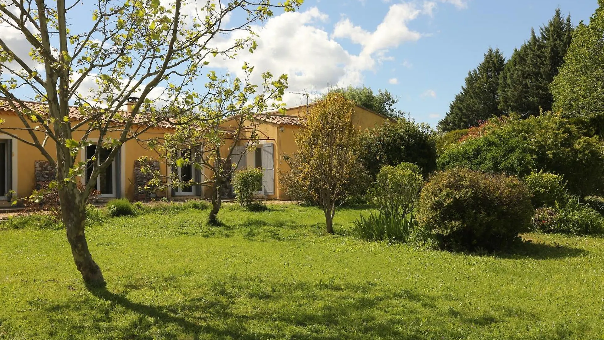 Holiday home Bastide Magnolia - Les Dependances, Roussillon Villa Roussillon